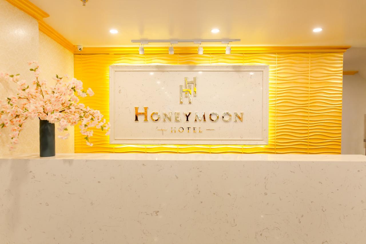 Honeymoon Hotel And Apartment Hanoi Esterno foto